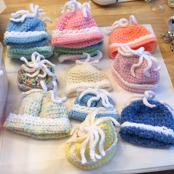 Sale 🌸 3/$9 🌸 Hats handmade crochet , sm, sm/M, Medium , Med/Lge, booties etc - Picture 3 of 5